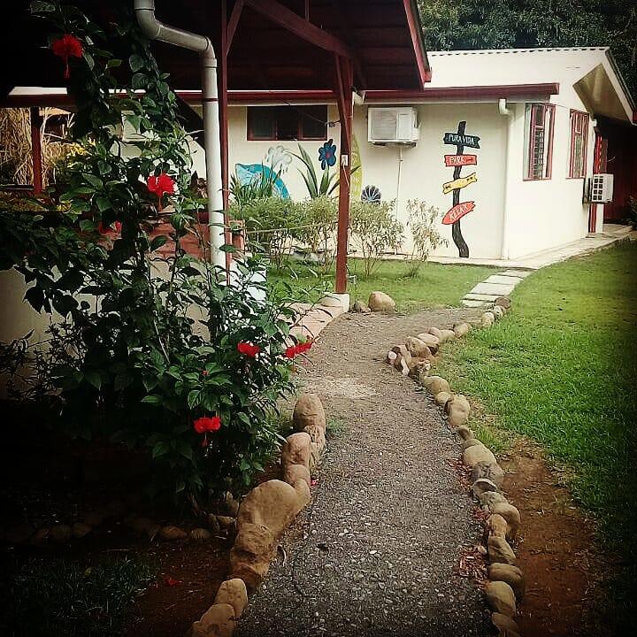 Casa Ballena Eco Hostel Uvita Exterior photo